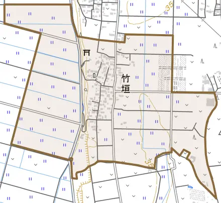 竹垣とその周辺の地図。町の範囲を重ねている