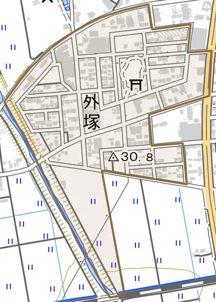 外塚とその周辺の地図。町の範囲を重ねている