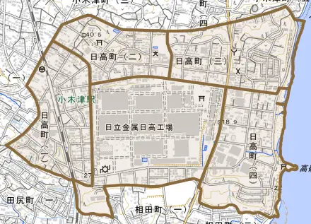 日高町とその周辺の地図。町の範囲を重ねている