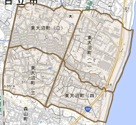 東大沼町とその周辺の地図。町の範囲を重ねている