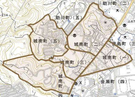 城南町とその周辺の地図。町の範囲を重ねている