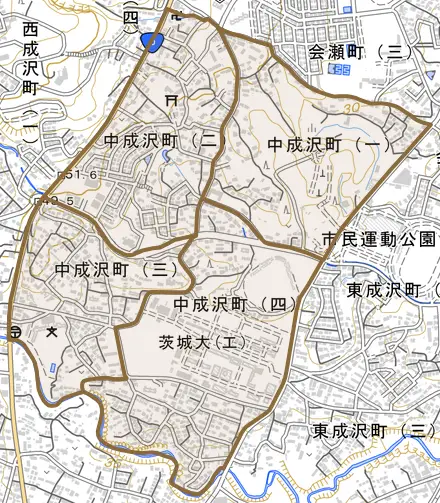 中成沢町とその周辺の地図。町の範囲を重ねている