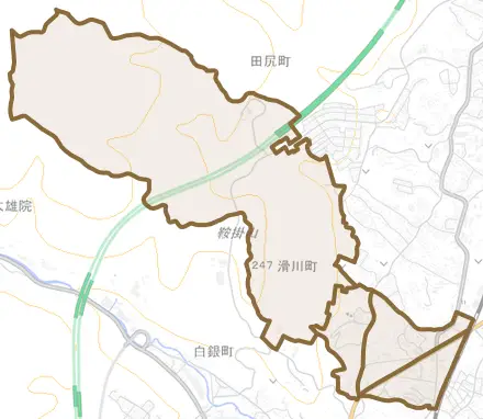 滑川町とその周辺の地図。町の範囲を重ねている