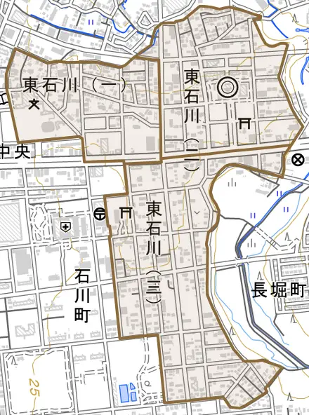 東石川とその周辺の地図。町の範囲を重ねている