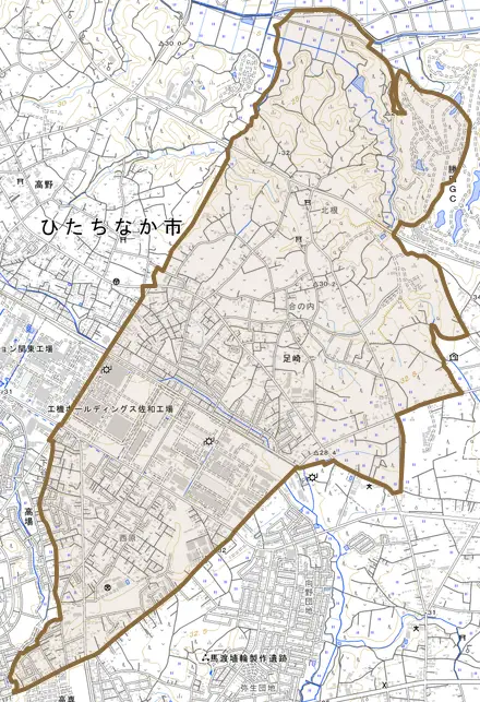 大字足崎とその周辺の地図。町の範囲を重ねている