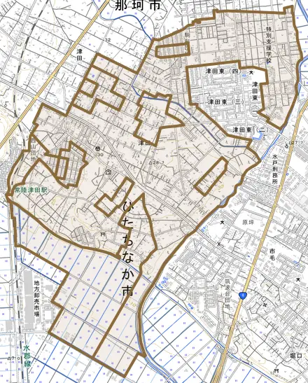 大字津田とその周辺の地図。町の範囲を重ねている