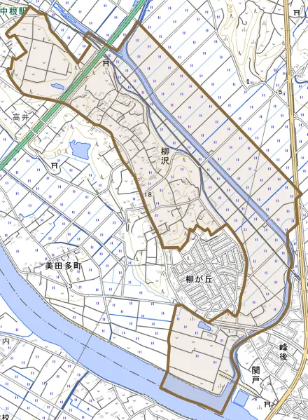 柳沢とその周辺の地図。町の範囲を重ねている