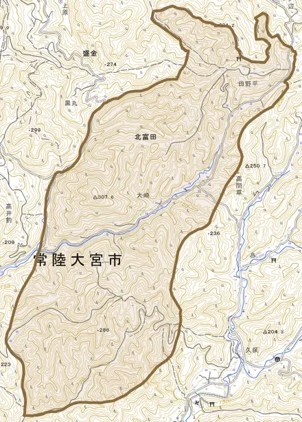 北富田とその周辺の地図。町の範囲を重ねている