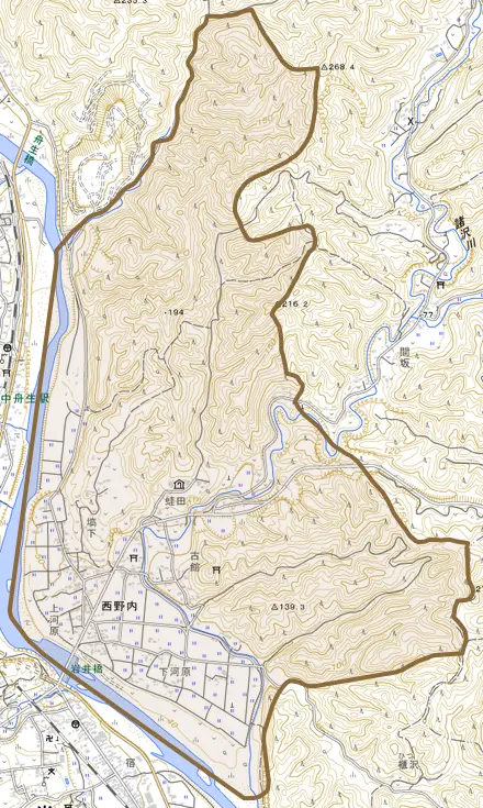 西野内とその周辺の地図。町の範囲を重ねている