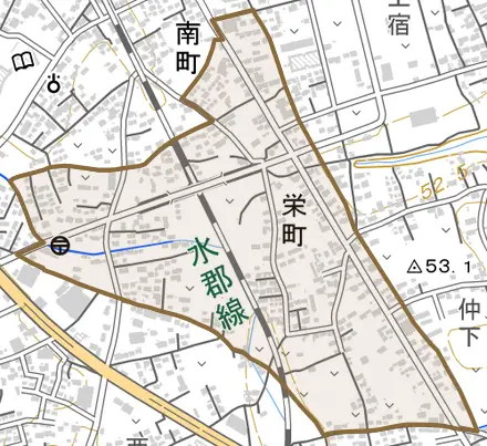 栄町とその周辺の地図。町の範囲を重ねている