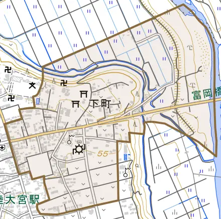下町とその周辺の地図。町の範囲を重ねている