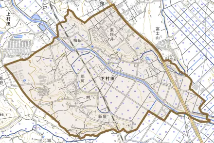 下村田とその周辺の地図。町の範囲を重ねている