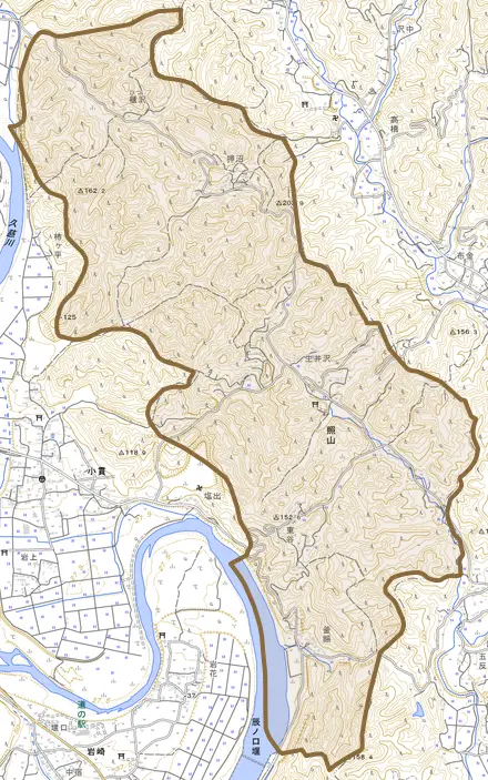 照山とその周辺の地図。町の範囲を重ねている