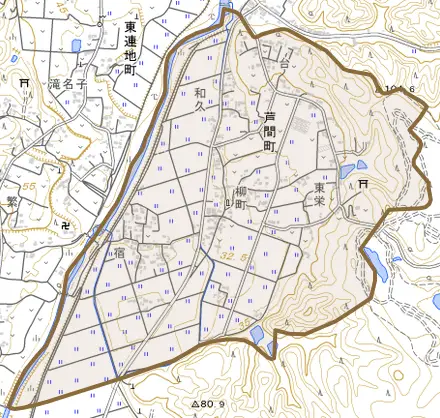 芦間町とその周辺の地図。町の範囲を重ねている
