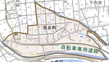 落合町とその周辺の地図。町の範囲を重ねている