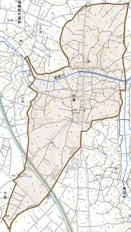 大字秋葉とその周辺の地図。町の範囲を重ねている
