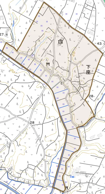 大字下座とその周辺の地図。町の範囲を重ねている