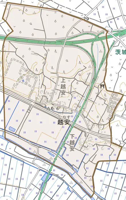 大字越安とその周辺の地図。町の範囲を重ねている