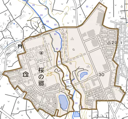 桜の郷とその周辺の地図。町の範囲を重ねている