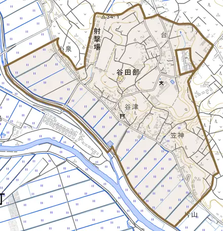 大字谷田部とその周辺の地図。町の範囲を重ねている