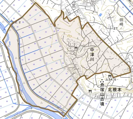 中津川とその周辺の地図。町の範囲を重ねている
