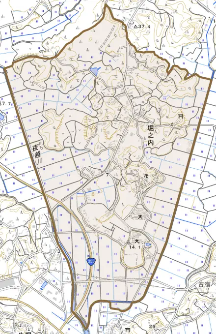 堀之内とその周辺の地図。町の範囲を重ねている