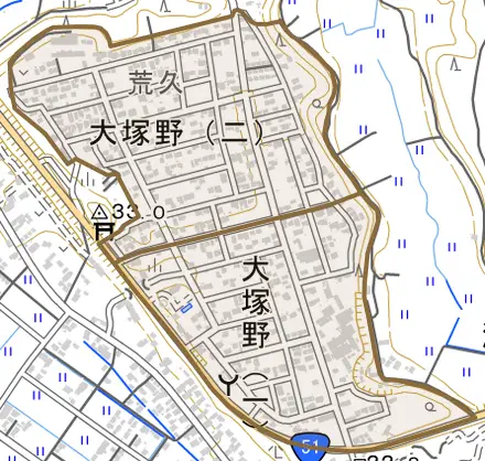 大塚野とその周辺の地図。町の範囲を重ねている