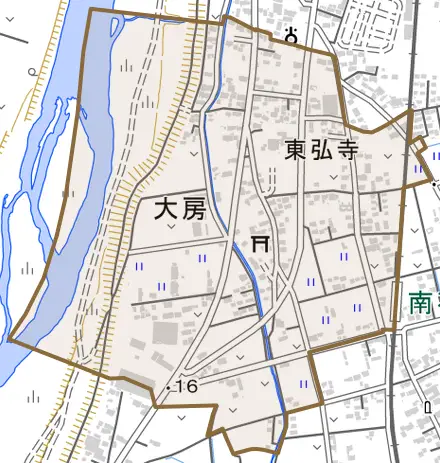 大房とその周辺の地図。町の範囲を重ねている