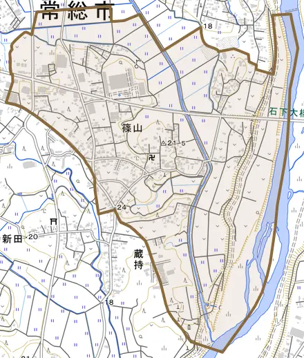 篠山とその周辺の地図。町の範囲を重ねている
