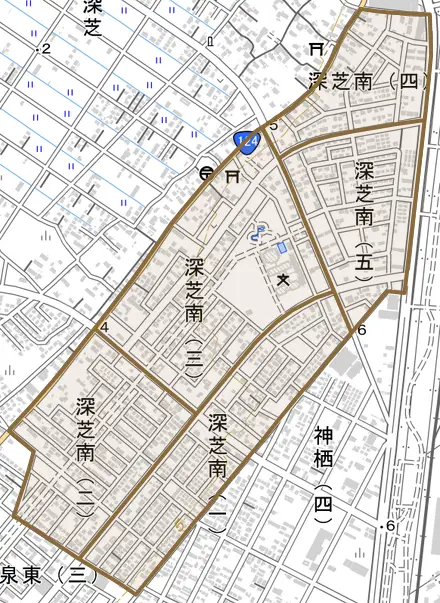 深芝南とその周辺の地図。町の範囲を重ねている