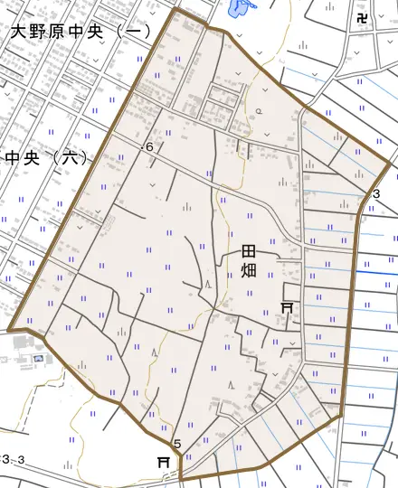田畑とその周辺の地図。町の範囲を重ねている