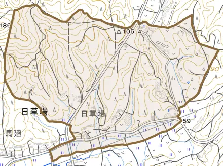 日草場とその周辺の地図。町の範囲を重ねている