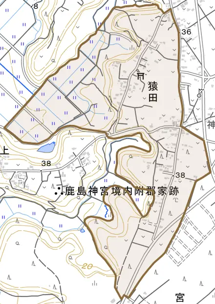 大字猿田とその周辺の地図。町の範囲を重ねている