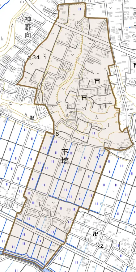 大字下塙とその周辺の地図。町の範囲を重ねている