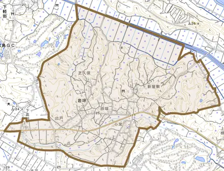 岩坪とその周辺の地図。町の範囲を重ねている