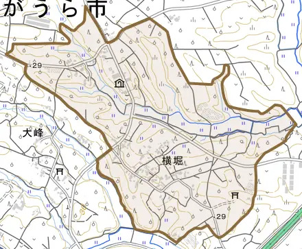 横堀とその周辺の地図。町の範囲を重ねている