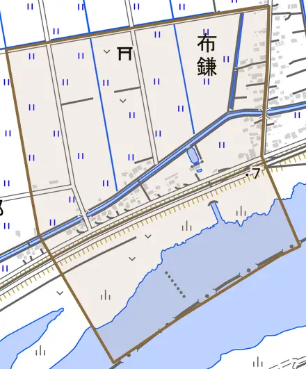 布鎌とその周辺の地図。町の範囲を重ねている