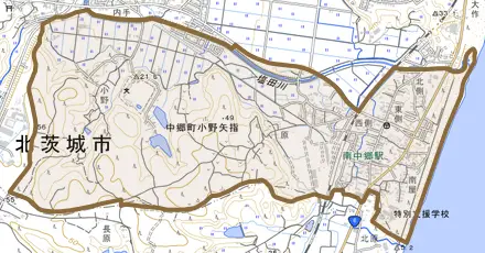 中郷町小野矢指とその周辺の地図。町の範囲を重ねている