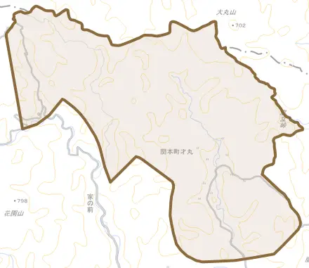 関本町才丸とその周辺の地図。町の範囲を重ねている