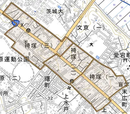 袴塚とその周辺の地図。町の範囲を重ねている