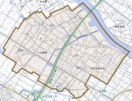 下大野町とその周辺の地図。町の範囲を重ねている