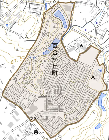 百合が丘町とその周辺の地図。町の範囲を重ねている