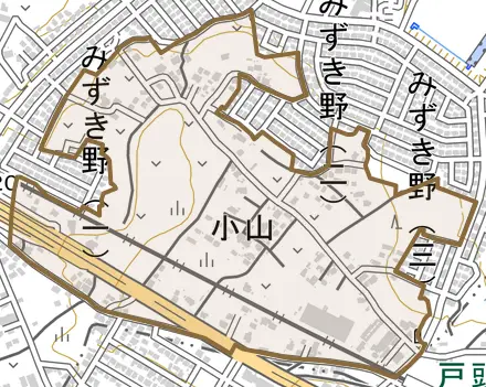 小山とその周辺の地図。町の範囲を重ねている