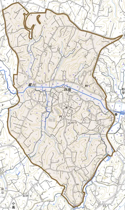 四鹿とその周辺の地図。町の範囲を重ねている