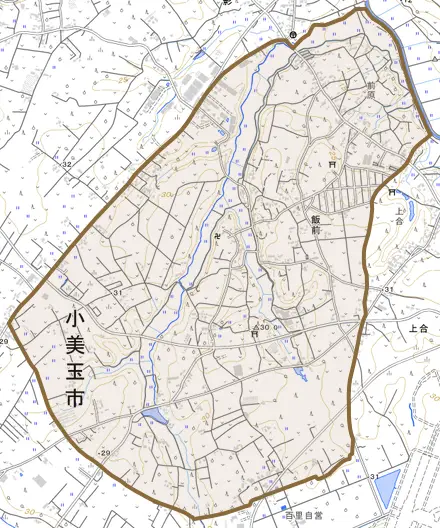 飯前とその周辺の地図。町の範囲を重ねている