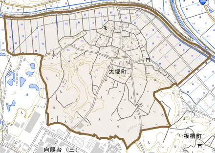 大塚町とその周辺の地図。町の範囲を重ねている