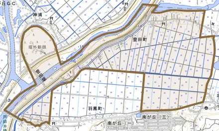 豊田町とその周辺の地図。町の範囲を重ねている