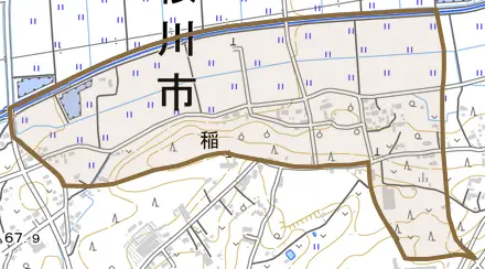 稲とその周辺の地図。町の範囲を重ねている