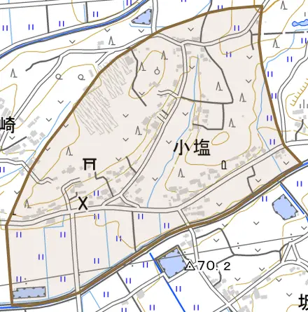 小塩とその周辺の地図。町の範囲を重ねている