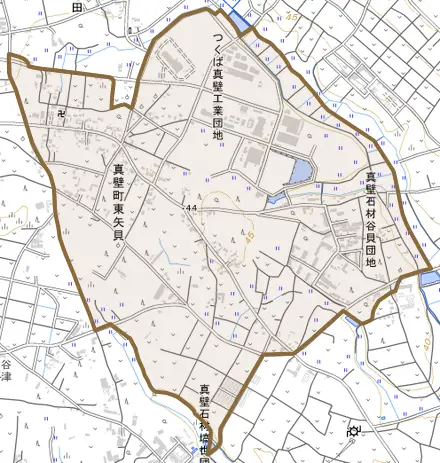 真壁町東矢貝とその周辺の地図。町の範囲を重ねている